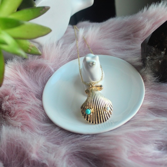 Katherine’s Boutique Jewelry - 18k Gold Plated Shell Long Necklace With Stones